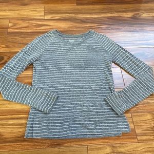 🟡 3/$15 Grey and White Stripped Top